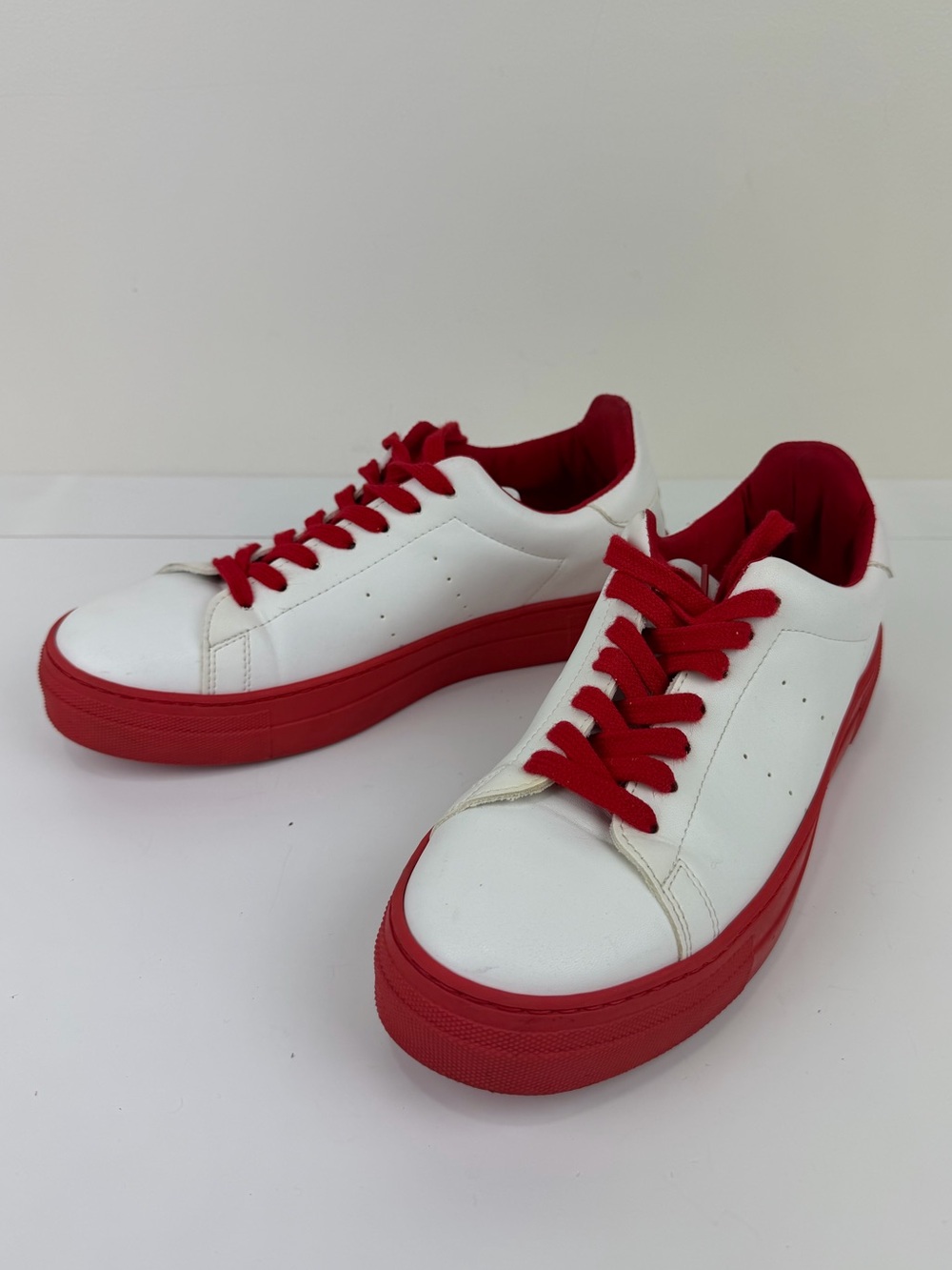 Alice + Olivia x ACBC White Red Platform Sneakers EU 41